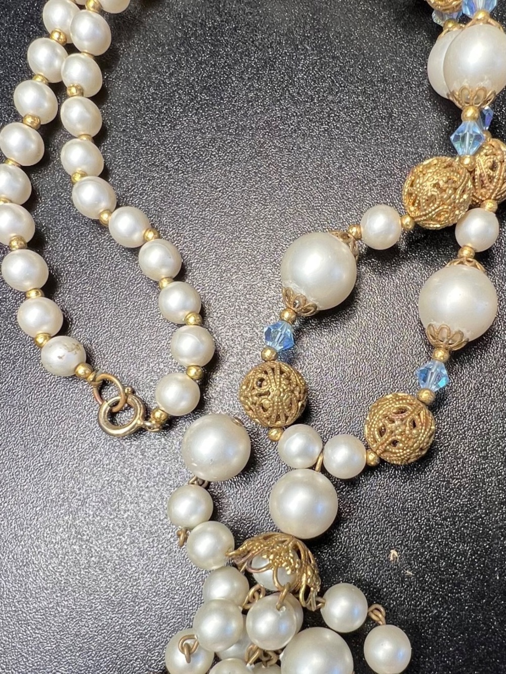 Vintage Faux Pearl Antique Gold Tone Filligree Blue Glass Tricone Bead Necklace - Picture 3 of 6